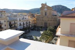 Solemar Sicilia - Piazza Duomo